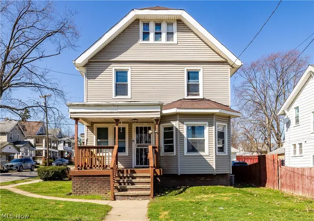 Homes for sale in Cleveland, OH | 4552 Broadview Rd, Cleveland, OH 44109 | MLS# 5195484