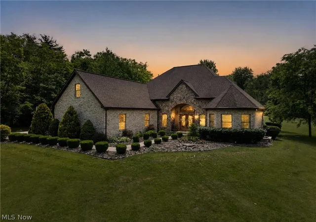 Photo 4 of Single family home for sale at 44290 Denise Ln, Saint Clairsville, OH 43950 | MLS# 5195607 | Listing updated on 2026-07-04