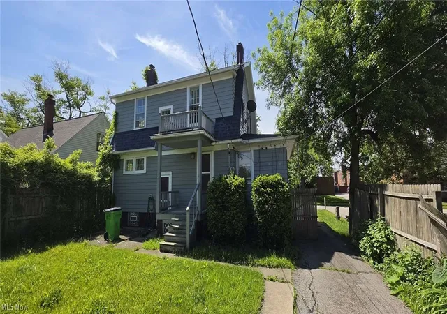 Photo 18 of Single family home for sale at 4017 Eastway Rd, Cleveland, OH 44121 | MLS# 5195435 | Listing updated on 2026-09-25