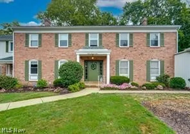 Homes for sale in North Canton, OH | 1603 S Main St #B, North Canton, OH 44709 | MLS# 5195596