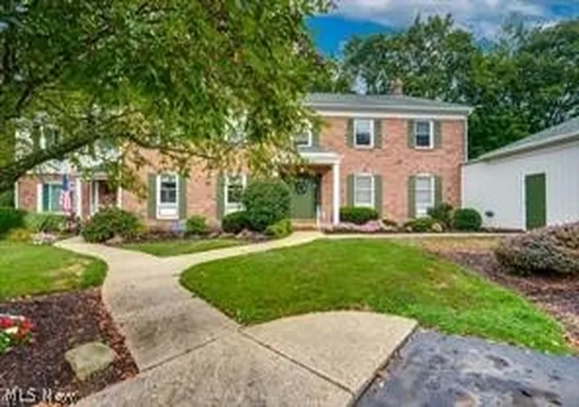 Homes for sale in North Canton, OH | 1603 S Main St #B, North Canton, OH 44709 | MLS# 5195596