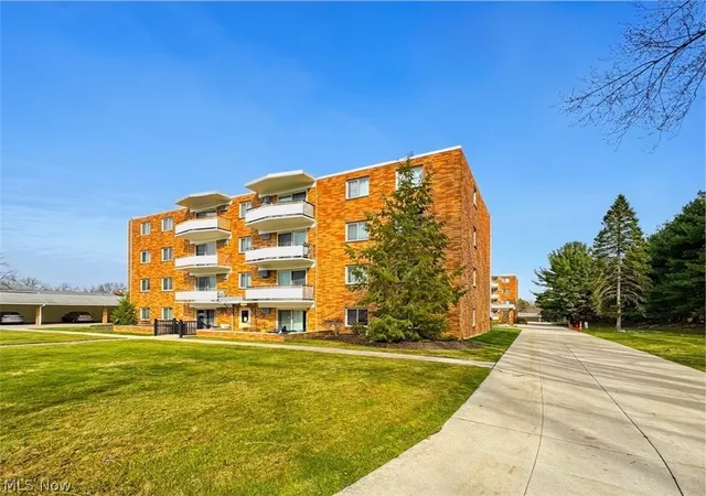 2nd image of 521 Tollis #396, Broadview Heights, OH 44147 | MLS# 5196143