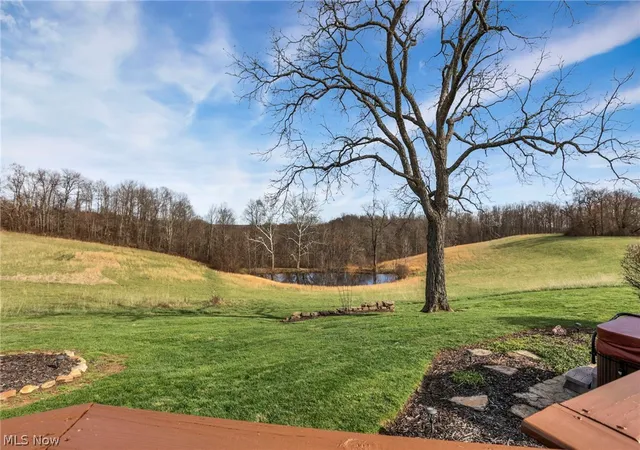 Homes for sale in New Straitsville, OH | 5502 Dutch Ridge, New Straitsville, OH 43766 | MLS# 5196182