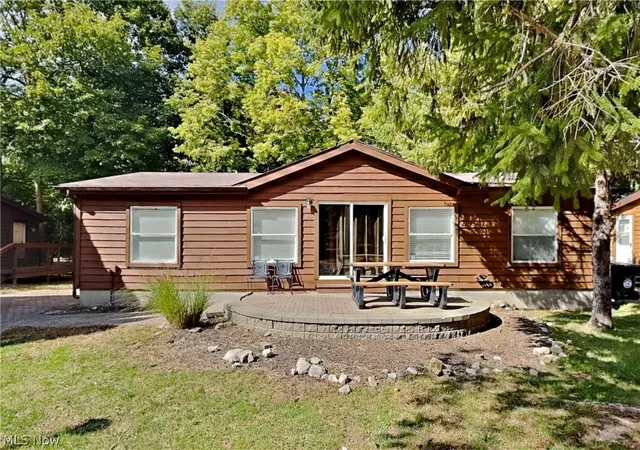 Homes for sale in Put In Bay, OH | 1599 Starboard Trl, Put In Bay, OH 43456 | MLS# 5195885