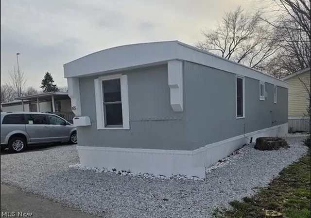 1st image of 9151 Mentor Ave, Mentor, OH 44060 | MLS# 5196203
