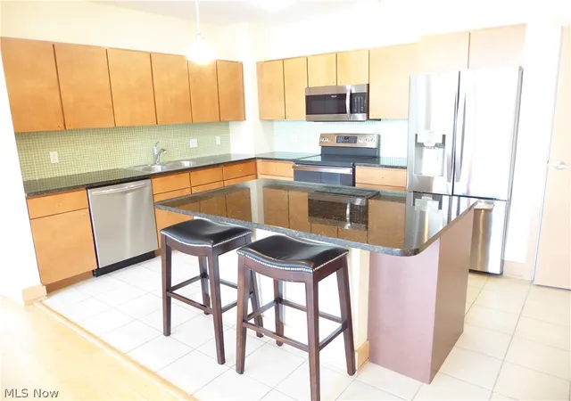 Listing Photo 5 - Condo for sale in building located at 2030 Euclid Ave, Cleveland, OH 44115 - Unit #201