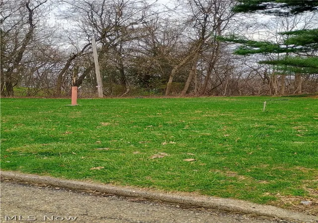 1st image of Cliffwood Ave, Zanesville, OH 43701 | MLS# 5196438