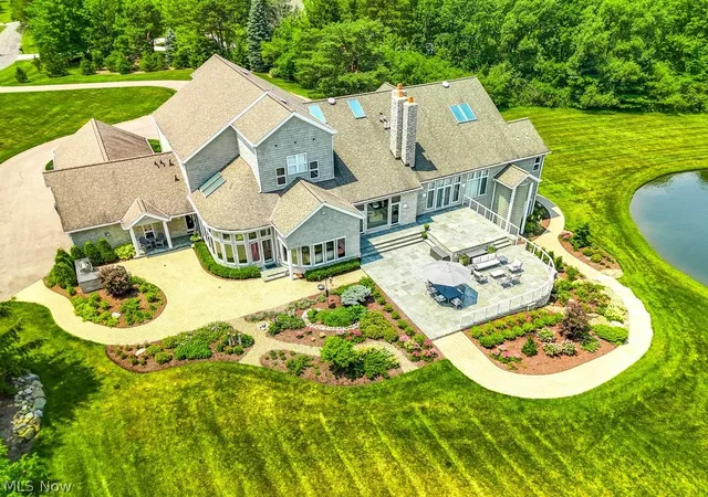 4th image of 103 Partridge Ln, Chagrin Falls, OH 44022 | MLS# 5196323
