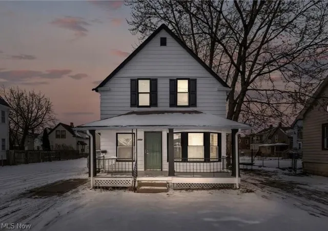 Homes for sale in Cleveland, OH | 3552 W 45th St, Cleveland, OH 44102 | MLS# 5194225