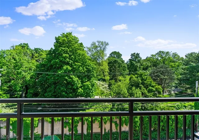 4th image of 1895 Coltman Rd #11, Cleveland, OH 44106 | MLS# 5195932