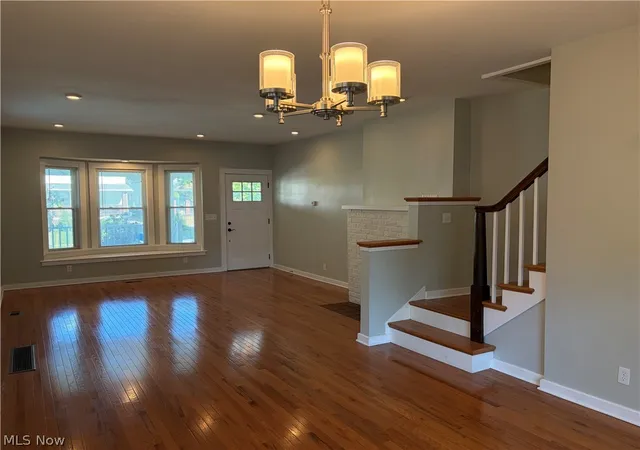 Homes for sale in Cleveland, OH | 1305 W 106Th St, Cleveland, OH 44102 | MLS# 5196328