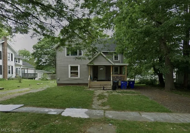 Homes for sale in Ravenna, OH | 246 Grant St, Ravenna, OH 44266 | MLS# 5196456