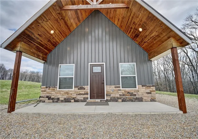 Homes for sale in Coshocton, OH | 41264 Township Road 58, Coshocton, OH 43812 | MLS# 5196667