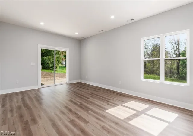 Photo 3 of Single family home for sale at 475 Walters Way, Zanesville, OH 43701 | MLS# 5196772 | Listing updated on 2026-07-01