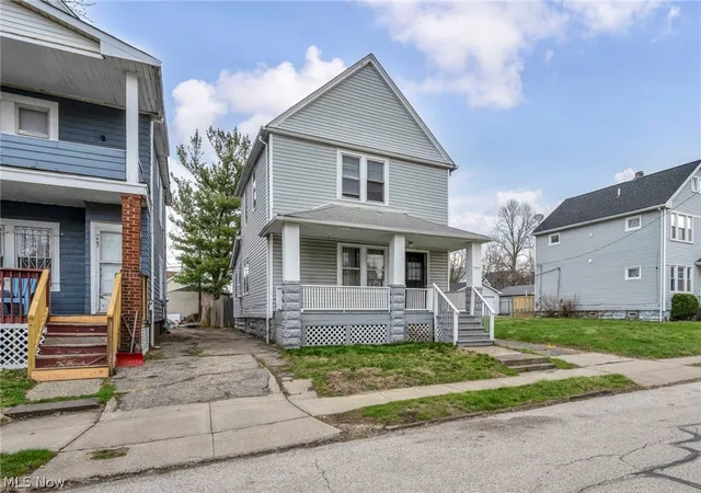 Homes for sale in Cleveland, OH | 7909 Goodman Ave, Cleveland, OH 44105 | MLS# 5196518