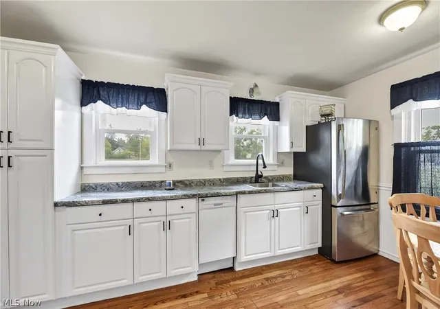 3rd image of 471 Columbus St, Bedford, OH 44146 | MLS# 5196737