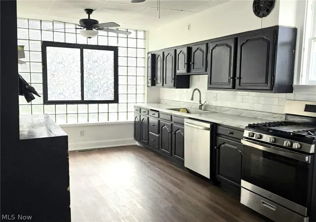 Photo 2 of Single family home for sale at 9 Camden Pl, Parkersburg, WV 26101 | MLS# 5196967 | Listing updated on 2026-08-28