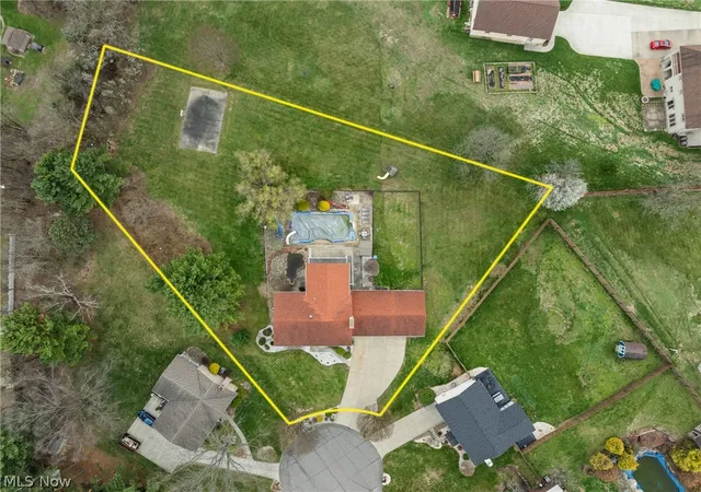 3rd image of 504 Greenbrier Ct, Steubenville, OH 43953 | MLS# 5196965