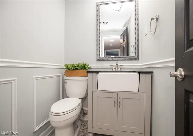 Homes for sale in Shaker Heights, OH | 19015 Van Aken Blvd #406, Shaker Heights, OH 44122 | MLS# 5197006