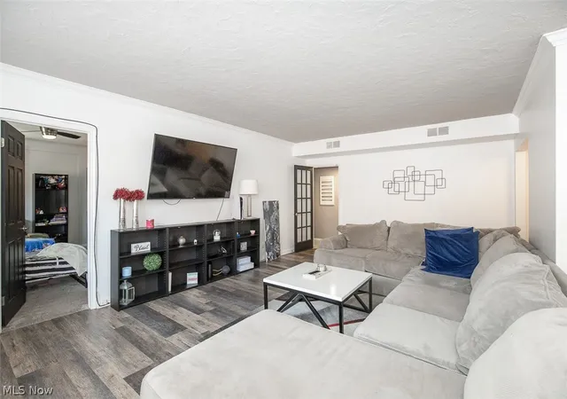 Homes for sale in Shaker Heights, OH | 19015 Van Aken Blvd #406, Shaker Heights, OH 44122 | MLS# 5197006