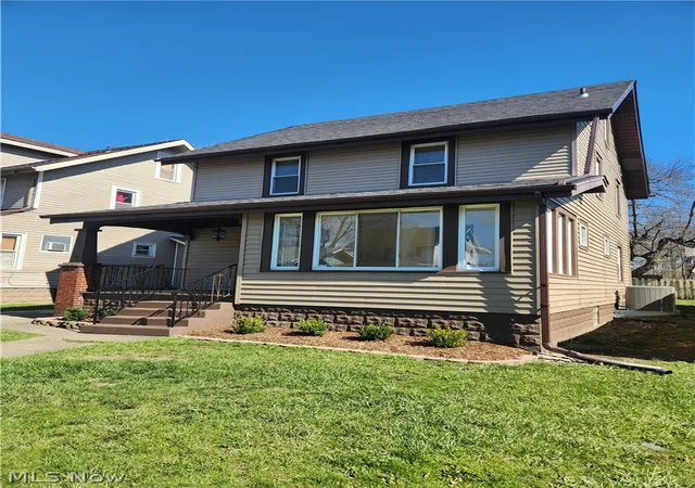 Photo 2 of Single family home for sale at 773 Kenilworth Ave Se, Warren, OH 44484 | MLS# 5196899 | Listing updated on 2026-05-15