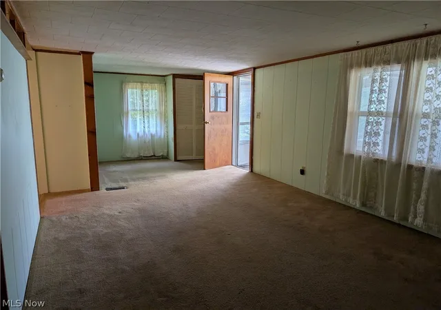 Photo 3 of Single family home for sale at 45804 Yeager Dr, East Liverpool, OH 43920 | MLS# 5197110 | Listing updated on 2026-08-17