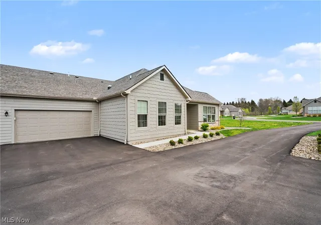 2nd image of 9264 Sharrott Rd, Poland, OH 44514