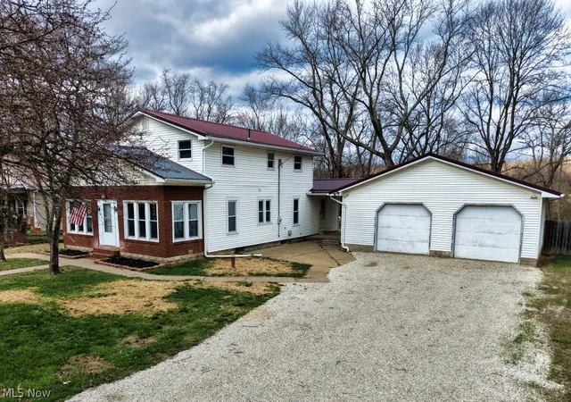 Homes for sale in Coshocton, OH | 46346 County Road 495, Coshocton, OH 43812 | MLS# 5197562