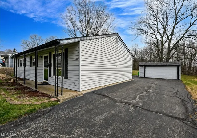Homes for sale in Bedford Heights, OH | 6369 Eldridge Blvd, Bedford Heights, OH 44146 | MLS# 5197030