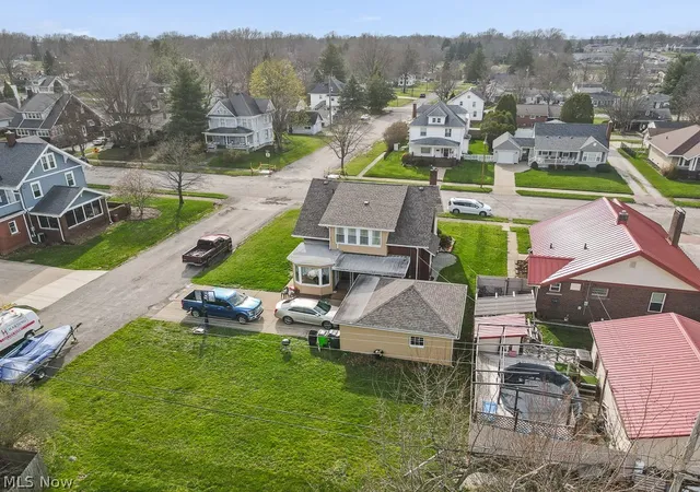 Homes for sale in Alliance, OH | 2144 Ridgewood Ave, Alliance, OH 44601 | MLS# 5197558
