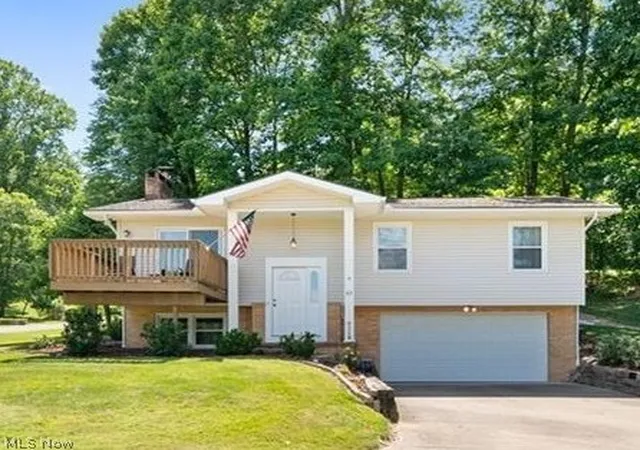 1st image of 63 W Mohawk Dr, Malvern, OH 44644 | MLS# 5197507
