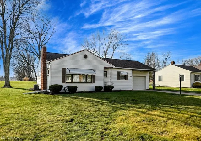 2nd image of 5838 Harter Home Dr, New Franklin, OH 44319 | MLS# 5197319