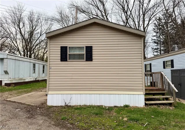 17th image of 2606 Lincoln Wy W #61, Massillon, OH 44647 | MLS# 5197677