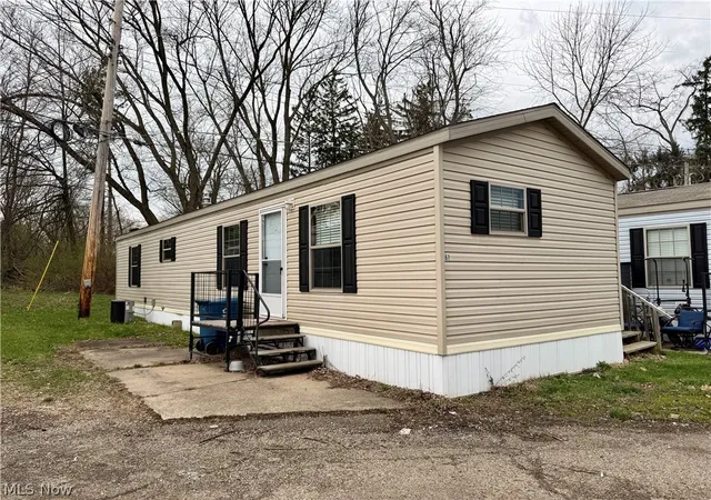 1st image of 2606 Lincoln Wy W #61, Massillon, OH 44647 | MLS# 5197677