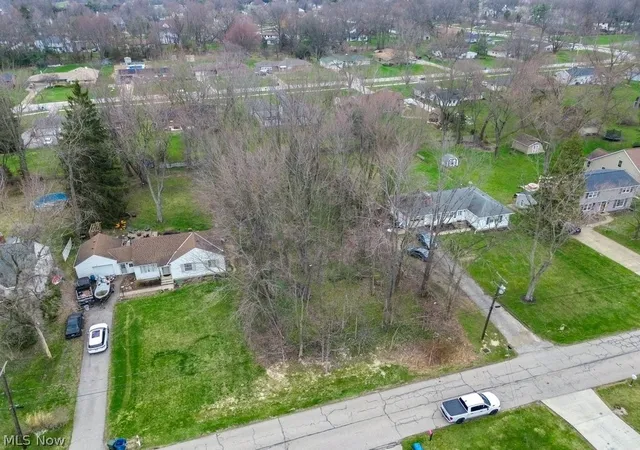 Homes for sale in Avon, OH | 36870 Bauerdale Ave, Avon, OH 44011 | MLS# 5197987