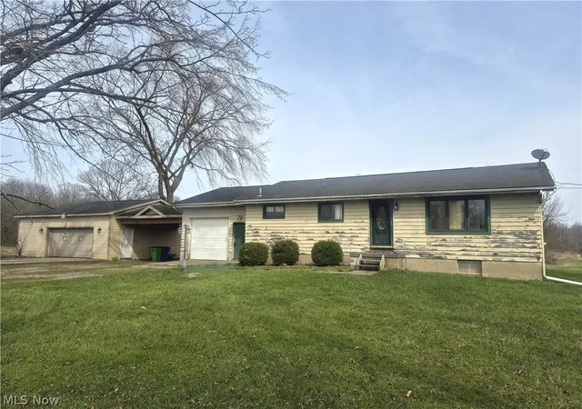 Homes for sale in Garrettsville, OH | 7695 Norton Rd, Garrettsville, OH 44231 | MLS# 5195076