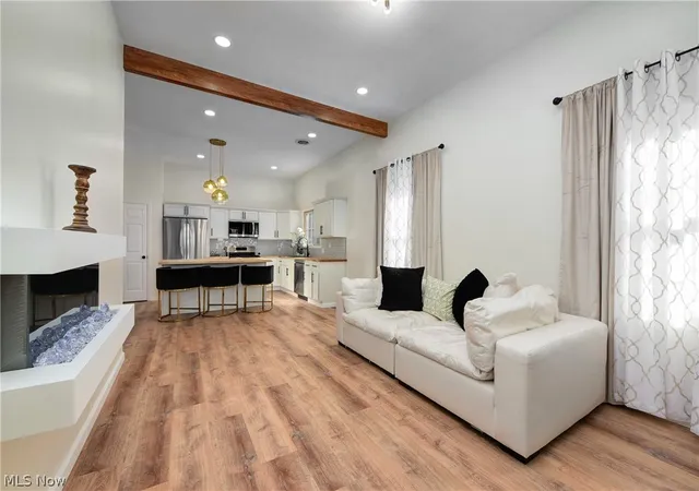 3rd image of 924 Greyton, Cleveland, OH 44112 | MLS# 5198007