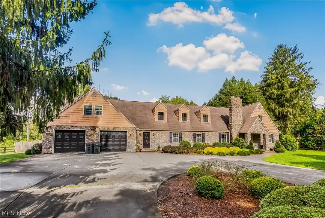Photo 1 of Single family home for sale at 1533 N Pleasants Hwy, Saint Marys, WV 26170 | MLS# 5197407 | Listing updated on 2026-10-12