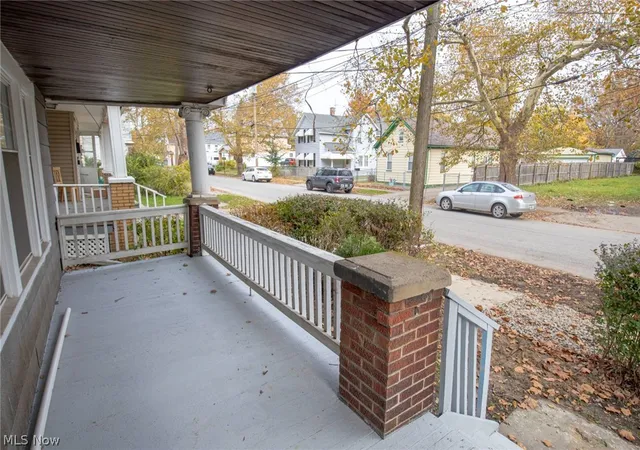 Homes for sale in Cleveland, OH | 3304 W 46Th St, Cleveland, OH 44102 | MLS# 5198158