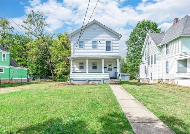 Homes for sale in Oberlin, OH | 216 N Main St, Oberlin, OH 44074 | MLS# 5197577