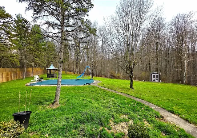Homes for sale in Hinckley, OH | 325 Brookshire Oval, Hinckley, OH 44233 | MLS# 5198059