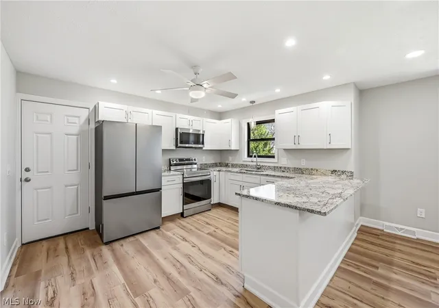 Photo 3 of Single family home for sale at 44129 Columbiana Waterford Rd, Columbiana, OH 44408 | MLS# 5198375 | Listing updated on 2026-08-19