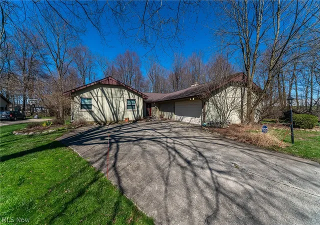 Photo 2 of Sale Pending at 19717 Sagamore Rd, Bedford, OH 44146 | MLS# 5197296 | Listing updated on 2026-09-30