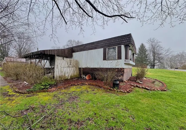 Photo 1 of Single family home for sale at 726 Boyd St Ne, Masury, OH 44438 | MLS# 5197953 | Listing updated on 2026-10-02