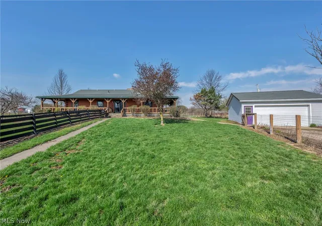 4th image of 225 Township Road 581, Sullivan, OH 44880 | MLS# 5198524
