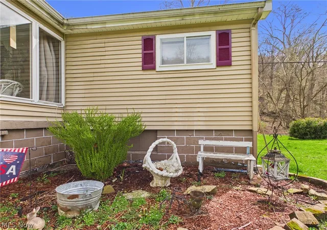 Homes for sale in Rayland, OH | 4351 County Road 17, Rayland, OH 43943 | MLS# 5198659