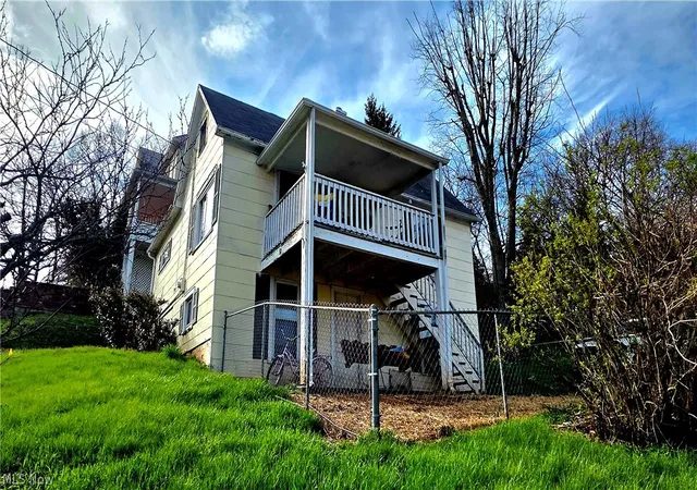 Homes for sale in Marietta, OH | 100 W Spring St, Marietta, OH 45750 | MLS# 5198696