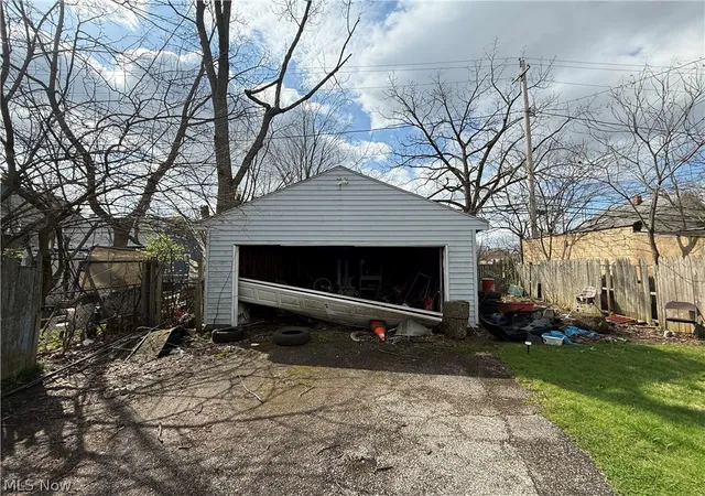 5th image of 13408 Svec Ave, Cleveland, OH 44120 | MLS# 5198570