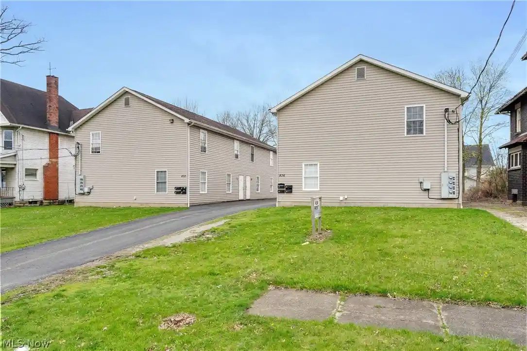Photo 1 of Multi family home for sale at 832 Michigan Ave, Youngstown, OH 44504 | MLS# 5198735 | Listing updated on 2026-10-09