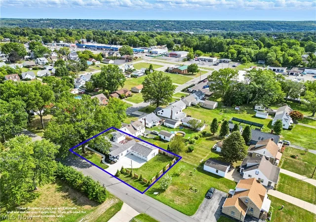 2nd image of 2001 Brownlee Ave, Youngstown, OH 44514 | MLS# 5198800